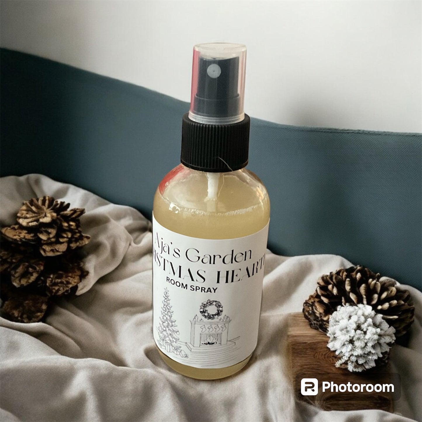 Christmas Hearth Room/Linen Spray